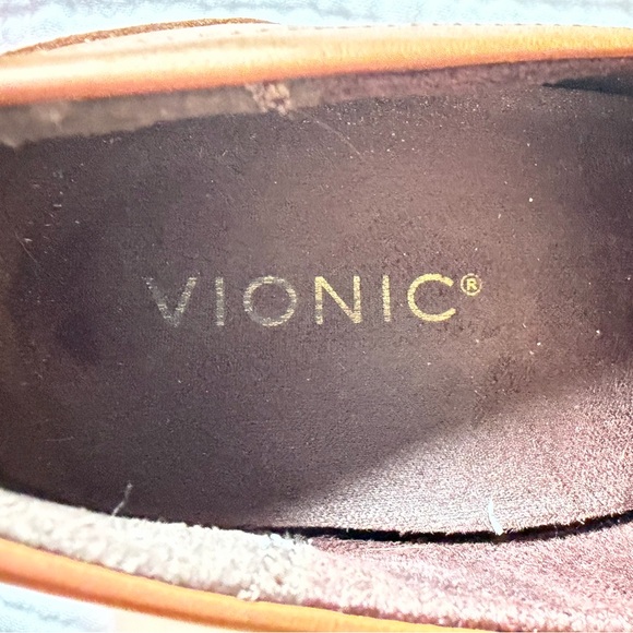 Vionic Size 7.5 Fillmore Loafers - Picture 7 of 12